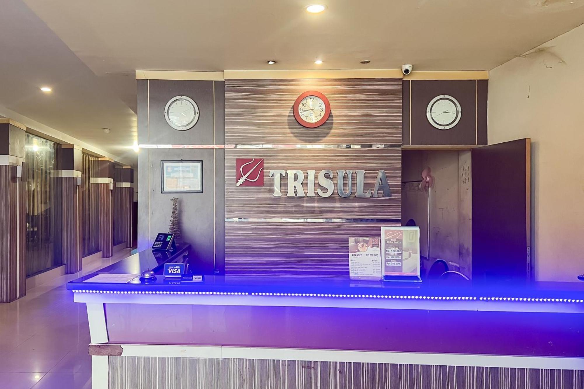 Urbanview Trisula Hotel Makassar Macáçar Exterior foto